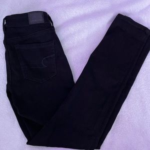 Black skinny American eagle jeggings